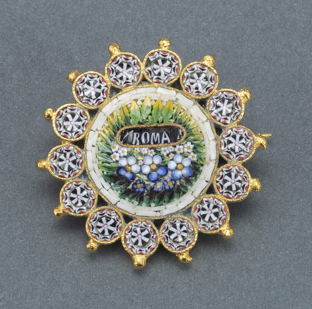 Brooch