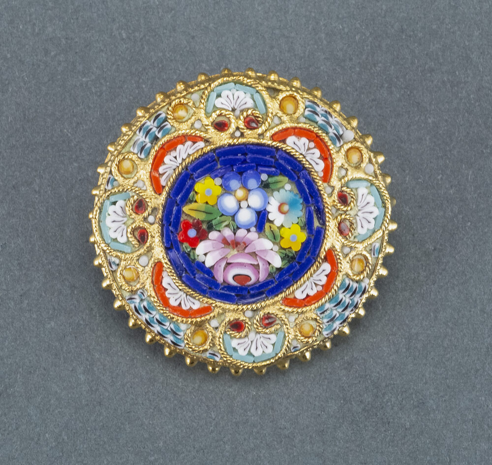 Brooch
